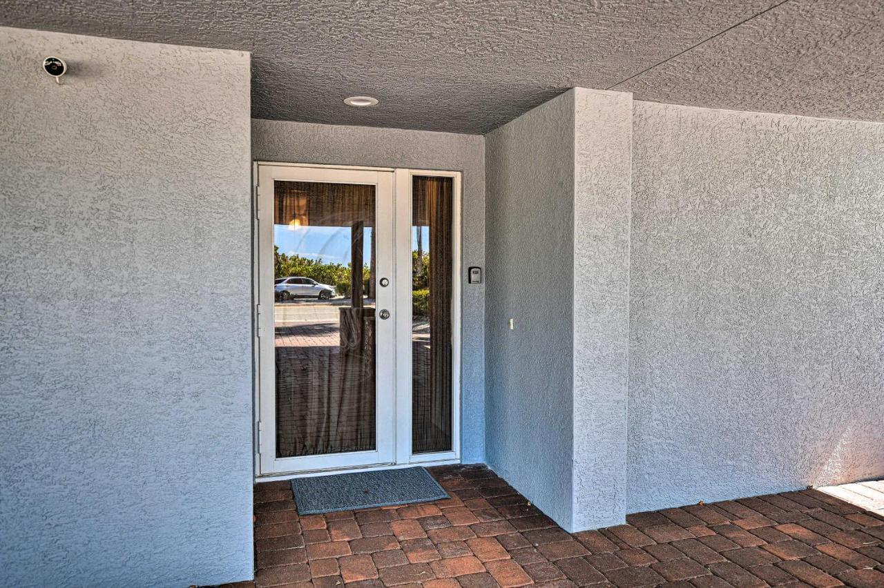 Lido Key Hideout With Patio And Yard And Walk To Beach! Sarasota Zewnętrze zdjęcie