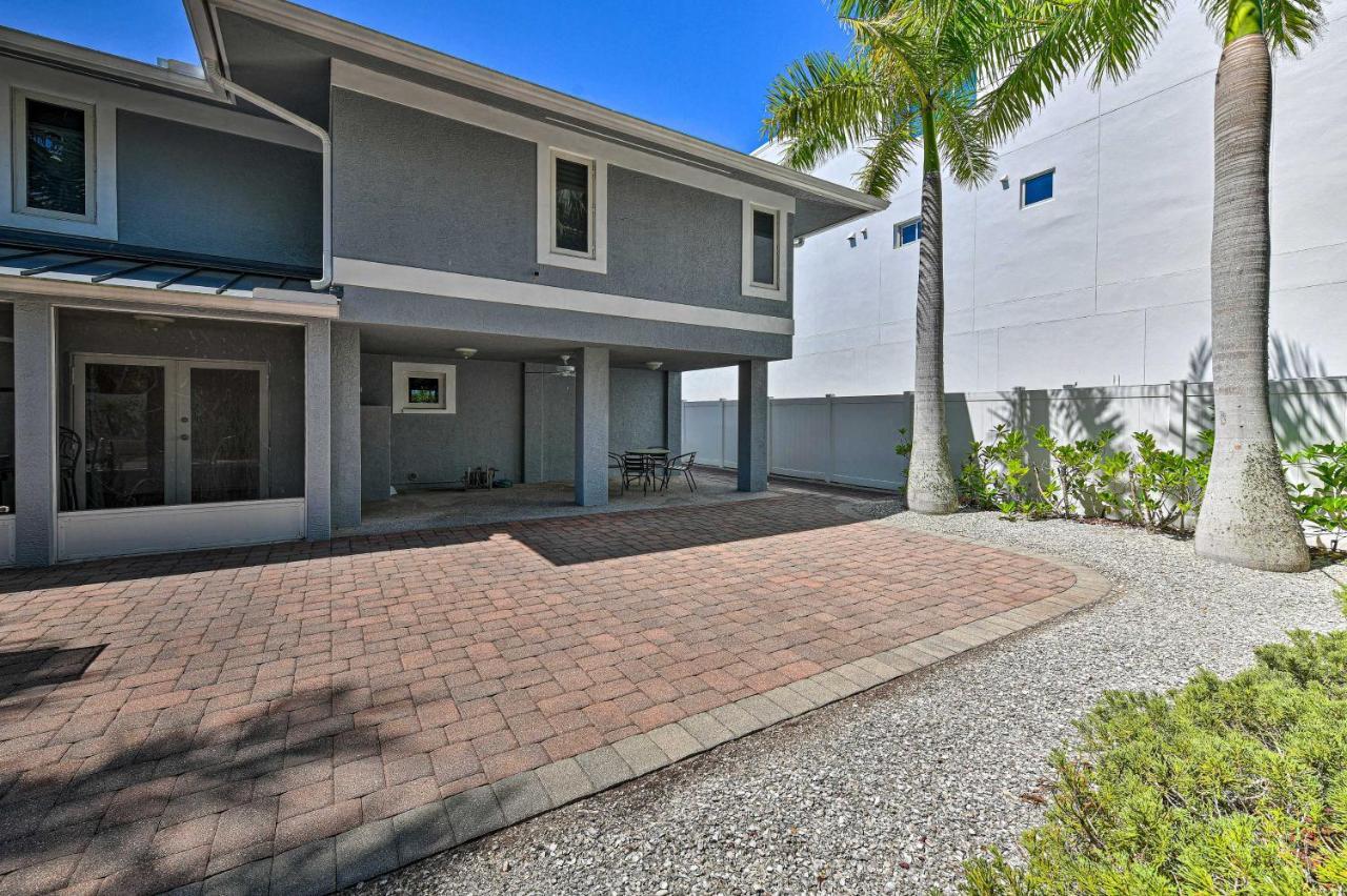 Lido Key Hideout With Patio And Yard And Walk To Beach! Sarasota Zewnętrze zdjęcie